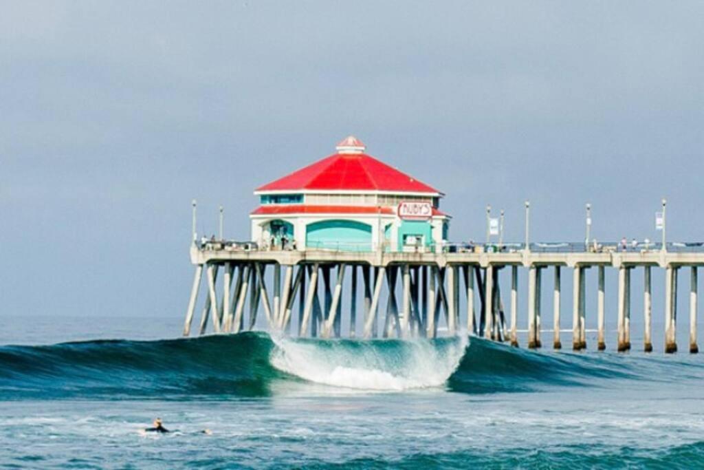 Steps To The Beach, Main Street And Pacific - 2br